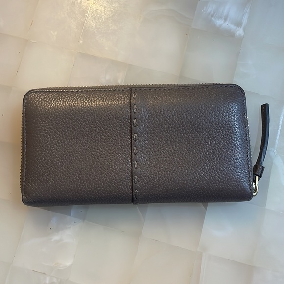 Tory Burch long wallet with zipper - Picture 3 of 7